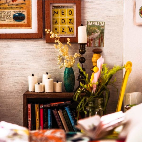 Romantyczna Sypialnia Alice LED ROBOTIME - Artystyczny Model Drewniany - obrazek 4