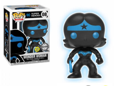 Funko POP! Wonder Woman glow in the dark 08